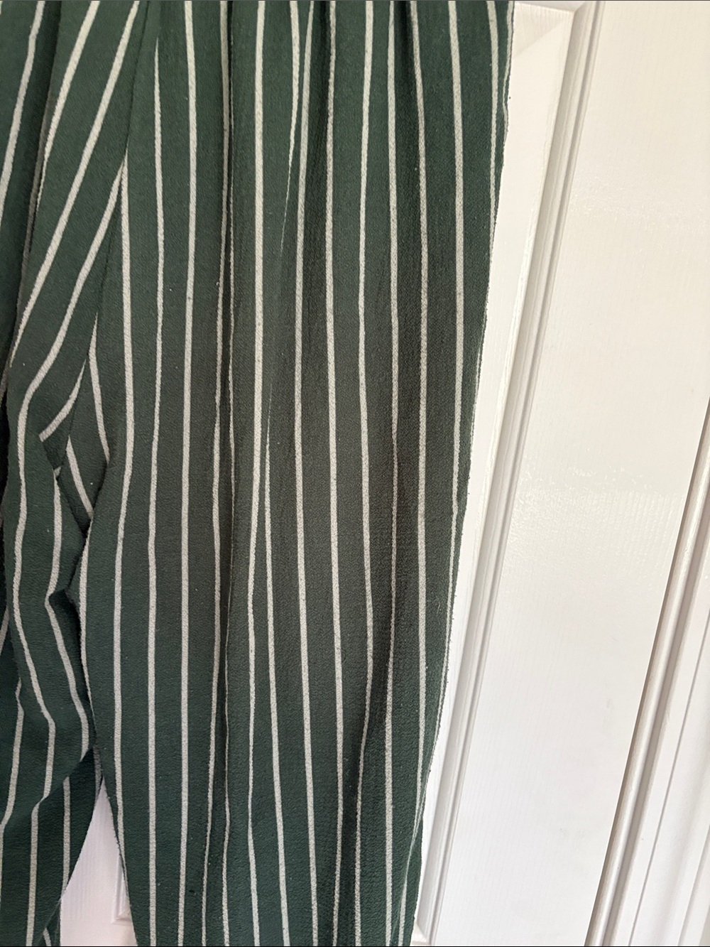 Monteau Olive Green Striped Sleeveless Jumpsuit Monteau Olive Green size Medium - Picture 5 of 7